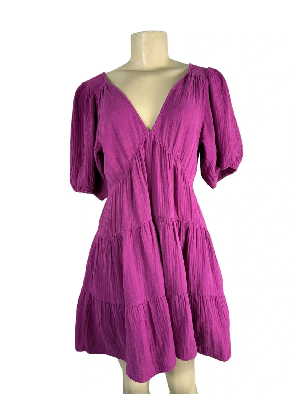 XiRENA fuchsia tiered